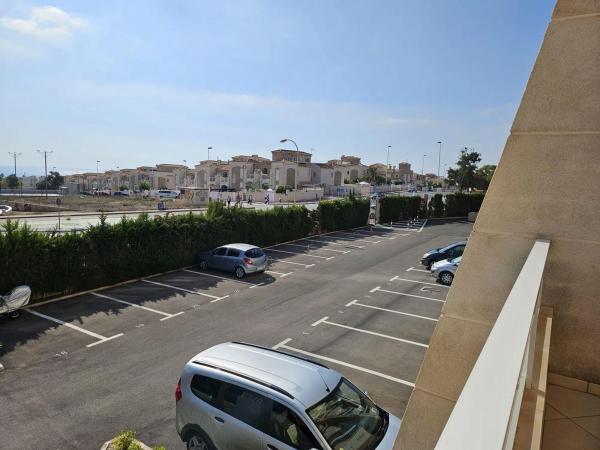 Piso en calle Perseo, 2