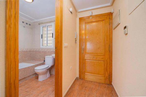 Estudio en calle Caritas, 2