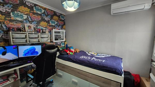 Chalet pareado en calle Talía