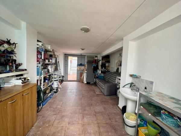 Casa independiente en calle Colomer