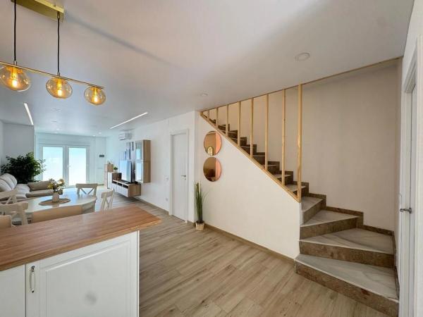 Chalet adosado en avenida Paris