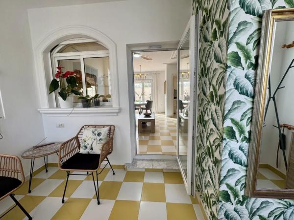 Casa independiente en pasaje Perdiguera