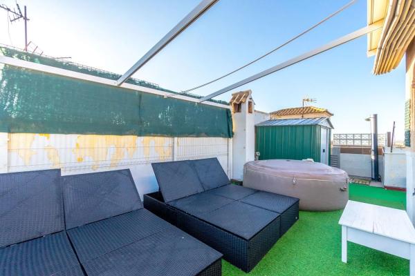 Chalet en calle Argolidas, 2