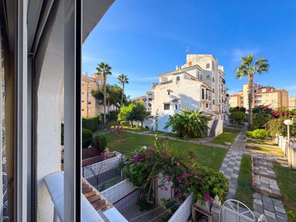 Piso en Urbanización Calas Blancas