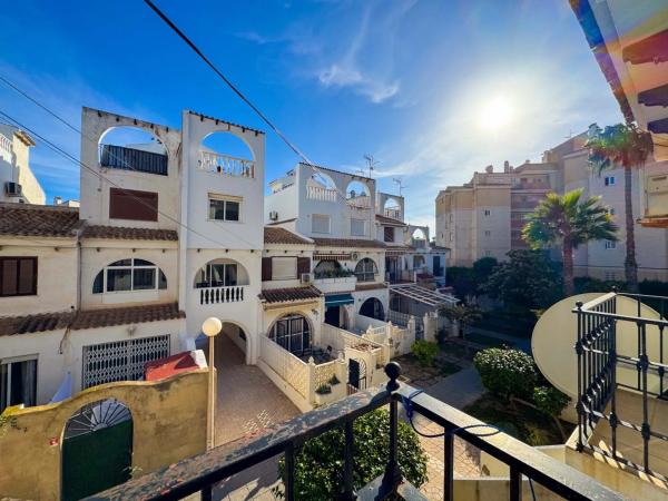 Piso en Urbanización Calas Blancas