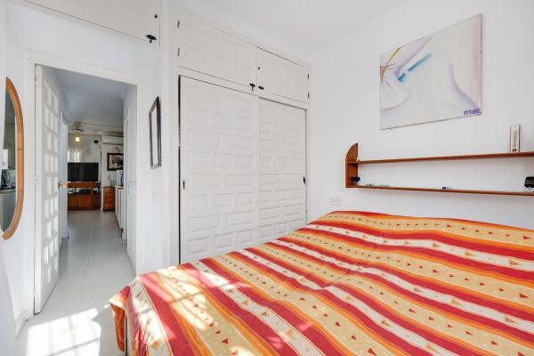 Chalet adosado en avenida las Alondras