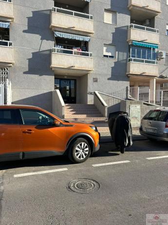 Piso en calle Joven Trinidad