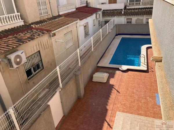 Piso en calle Joven Trinidad