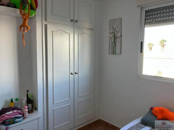 Piso en calle Joven Trinidad