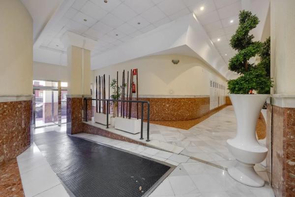 Piso en Barrio Parque Acuático - Sector 25