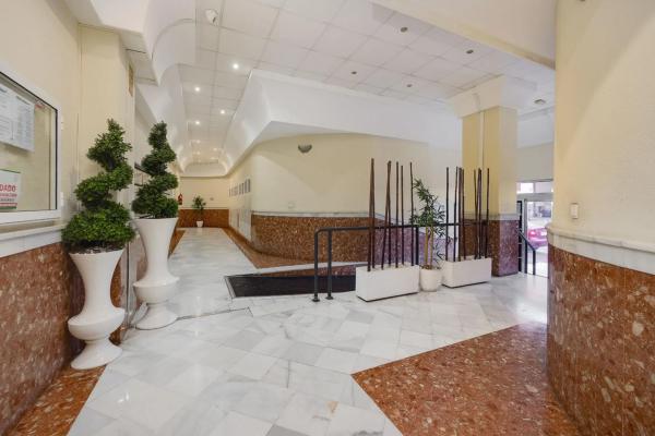 Piso en Barrio Parque Acuático - Sector 25