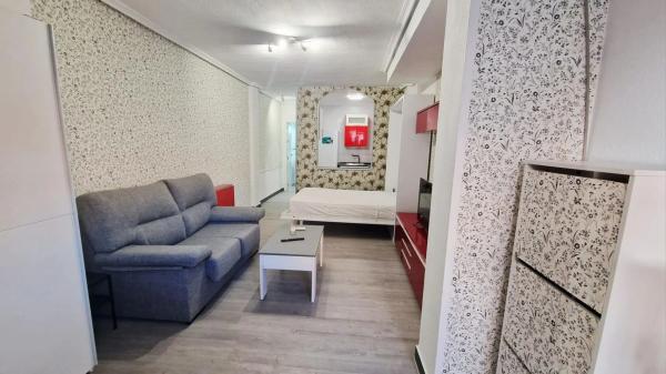 Estudio en calle Virgen del Mar