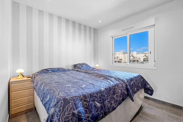 Chalet adosado en calle Rosa Diez Gonzalez, 156