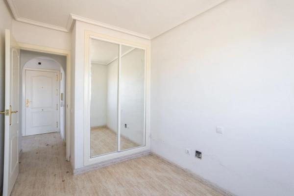 Piso en calle Joven Pura