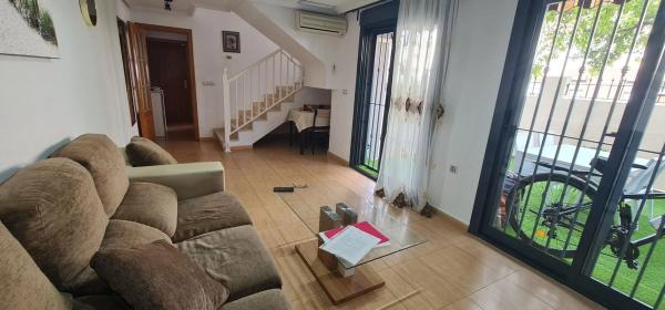 Chalet pareado en calle Maite Pagazaurtundua Ruiz