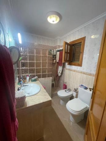 Casa independiente en calle Baco los Cisnis