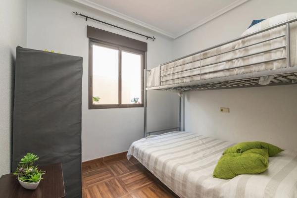 Chalet adosado en avenida Asociación Victimas del Terrorismo, 43