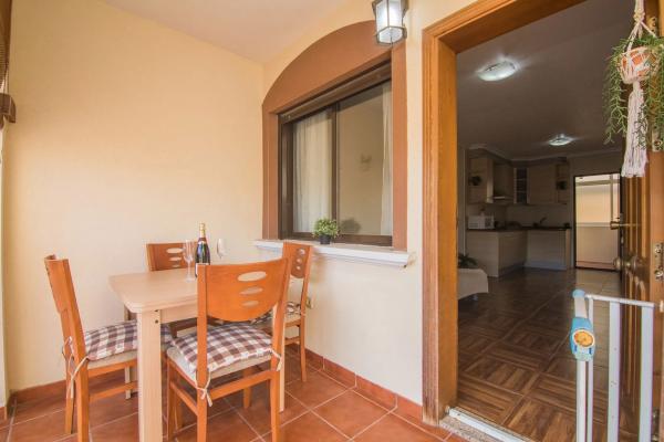 Chalet adosado en avenida Asociación Victimas del Terrorismo, 43