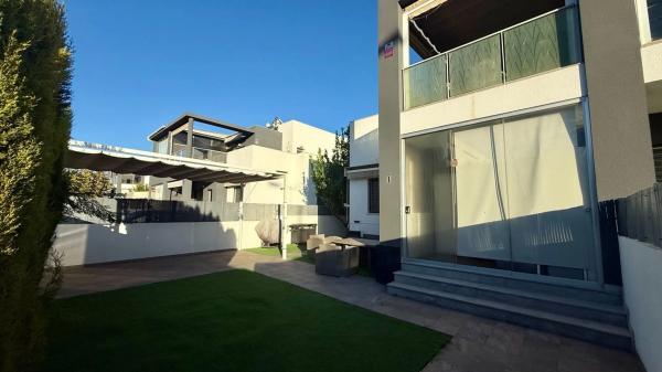 Casa independiente en avenida Tenerife