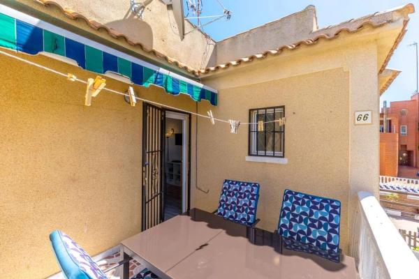 Chalet en calle Islas Hormigas