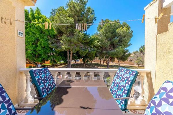 Chalet en calle Islas Hormigas