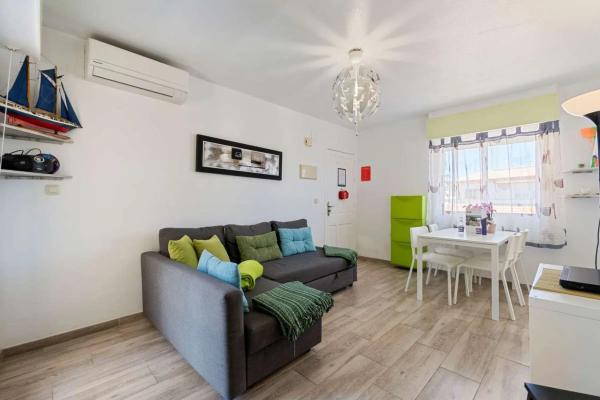 Chalet en calle Islas Hormigas