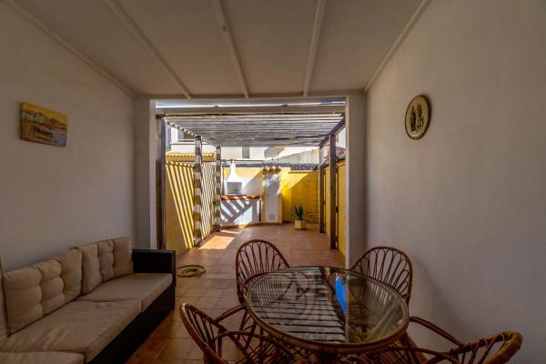 Chalet pareado en calle Ariadna, 6