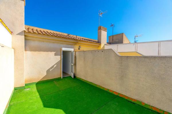 Chalet pareado en calle Ariadna, 6