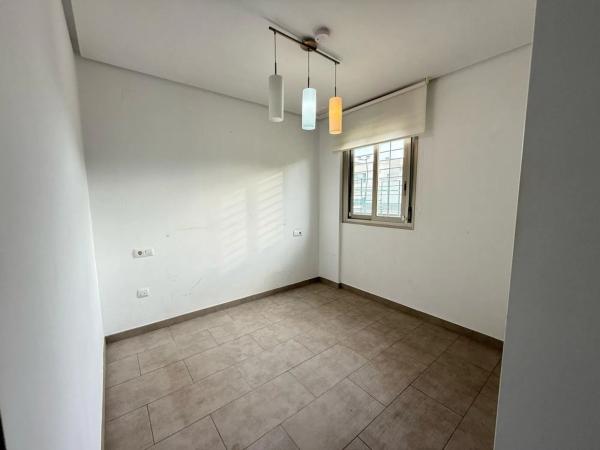 Piso en avenida de Corcega