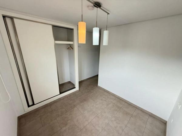 Piso en avenida de Corcega