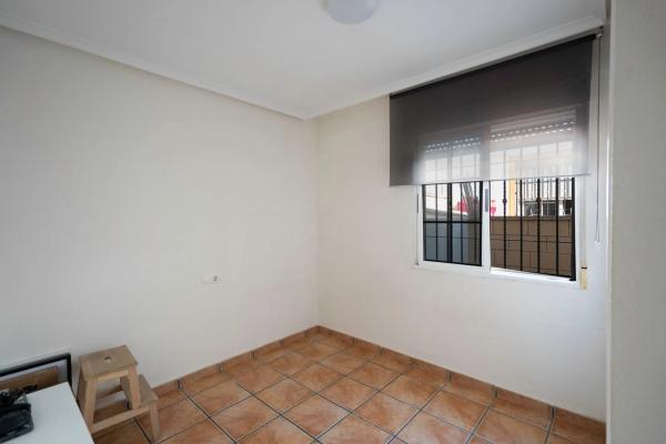 Piso en calle Dulcinea