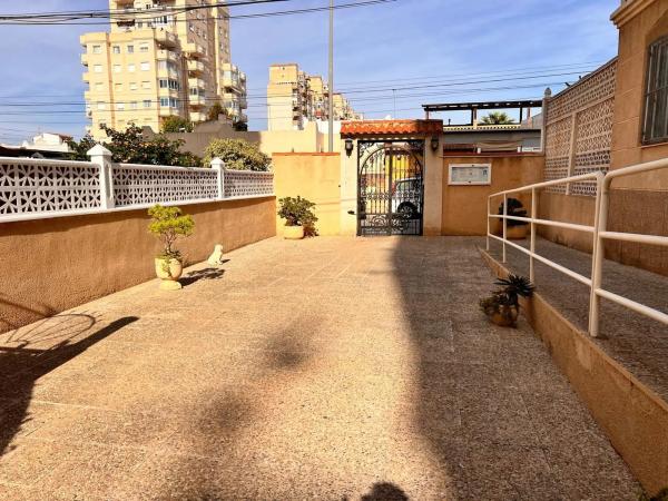 Piso en calle Emil, 4