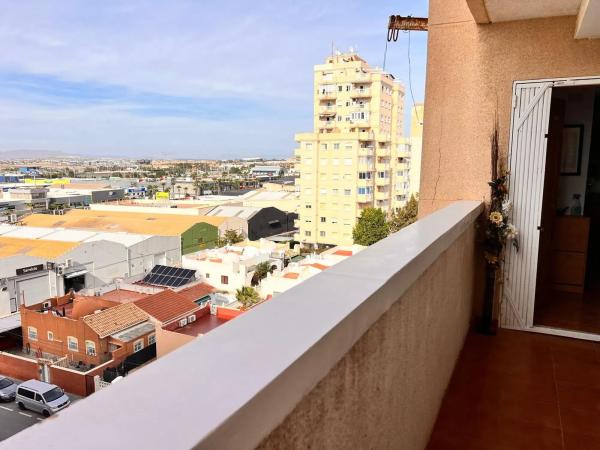 Piso en calle Emil, 4