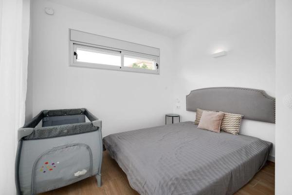 Casa independiente en calle Tomas Valcarcel