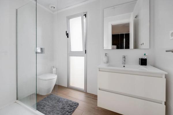 Casa independiente en calle Tomas Valcarcel