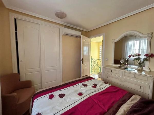 Casa independiente en calle Lebeche, 32