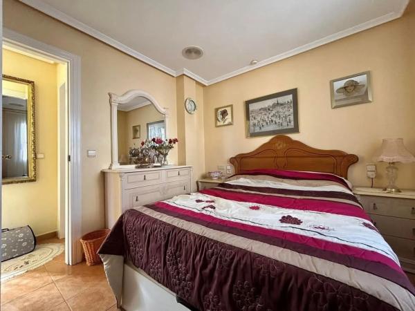 Casa independiente en calle Lebeche, 32