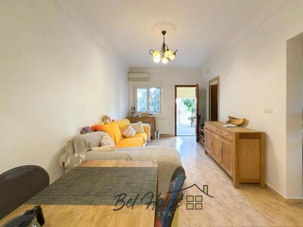 Chalet pareado en calle Foque