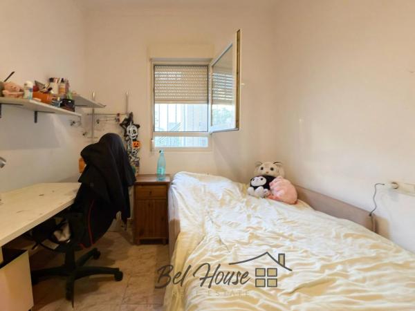 Chalet pareado en calle Foque