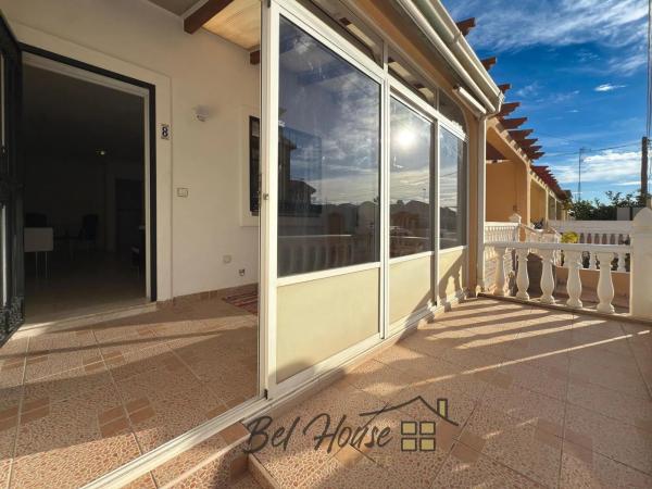 Chalet adosado en avenida Alfredo Nobel