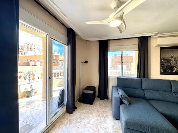 Ático en calle Paralela Estocolmo