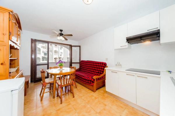 Piso en calle Calas Blancas b, 8