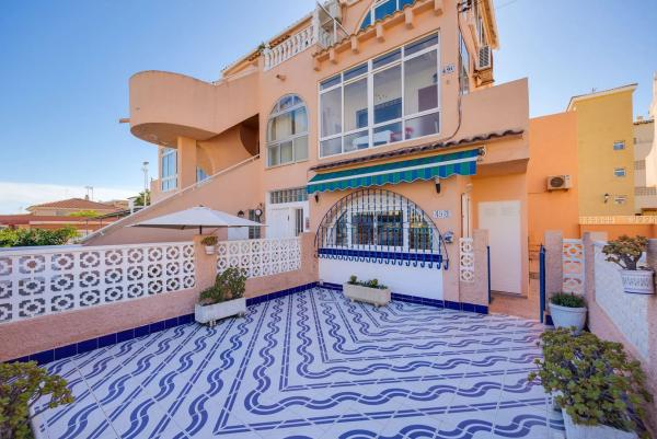 Chalet adosado en calle Doctor Alexander Fleming, 49