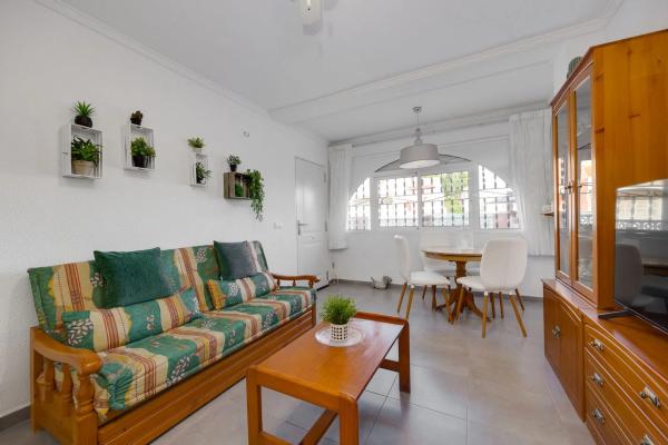 Chalet adosado en calle Doctor Alexander Fleming, 49