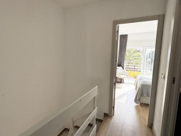 Chalet adosado en calle Nervión, 14