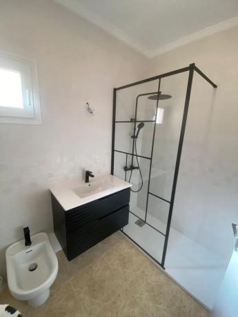 Casa independiente en calle Lebeche