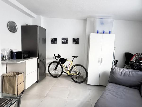 Chalet adosado en calle Nervión, 14