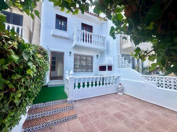 Chalet adosado en calle Doctor Waksman