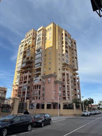 Piso en avenida Roentgen, 7