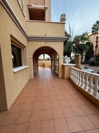 Piso en avenida Roentgen, 7